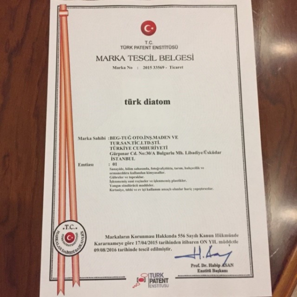 Türk Diatom Olarak Ürettiğimiz Ürünlerin PATENTİ Alınmıştır ( Markamız TÜRK DİATOM ) Türkiyede Türk Diatom Olarak Tek Yerli İmalatcıyız. Marka ve Patentimiz Tescil Edilmiştir. Ürünlerimizin Adı Turko'dur. Türk Diatom Markası ve Ürünlerin Patentleri Firmam